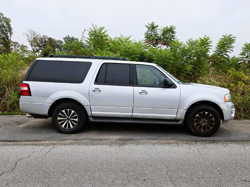 2017 Ford Expedition EL XLT