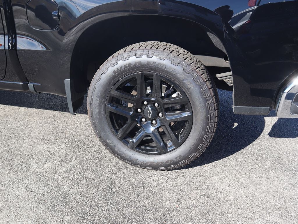 2023 Chevrolet Silverado 1500 LT LT1