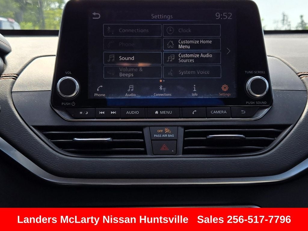 2021 Nissan Altima 2.0 SR