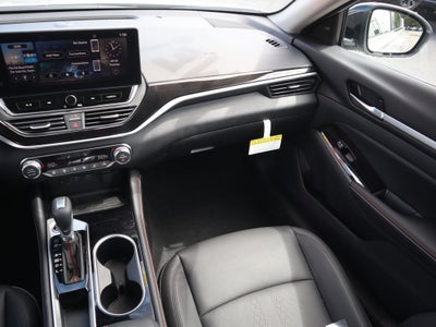 2025 Nissan Altima 2.5 SR