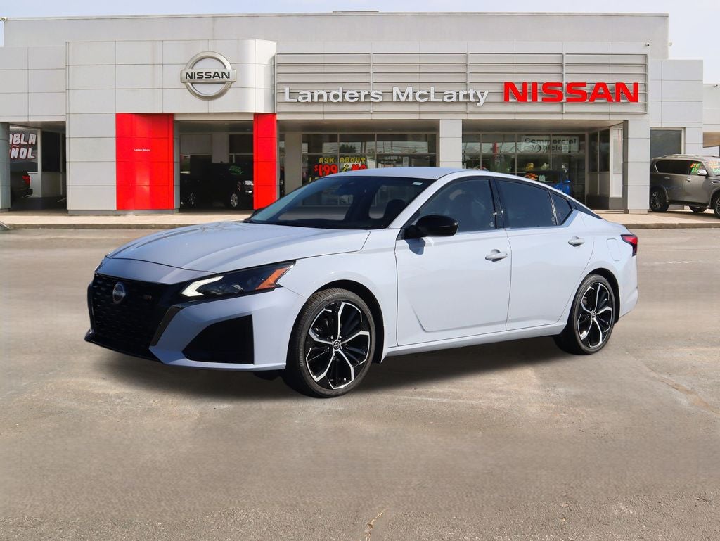 2023 Nissan Altima 2.5 SR