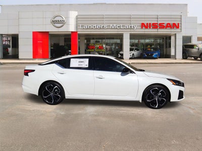 2025 Nissan Altima 2.5 SR