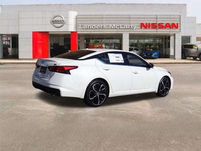 2025 Nissan Altima 2.5 SR