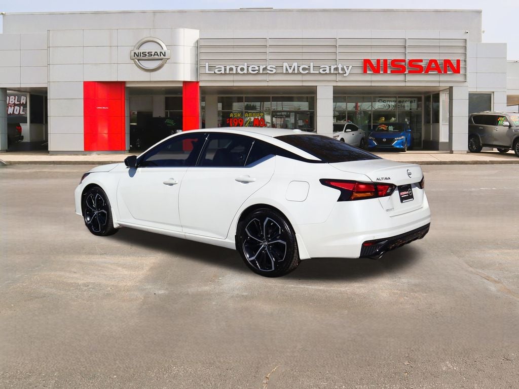 2025 Nissan Altima 2.5 SR