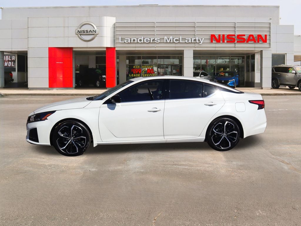 2025 Nissan Altima 2.5 SR