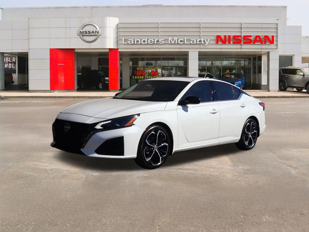 2025 Nissan Altima 2.5 SR