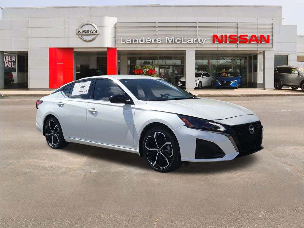 2025 Nissan Altima 2.5 SR