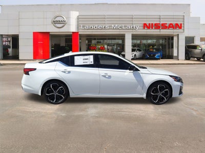 2025 Nissan Altima 2.5 SR