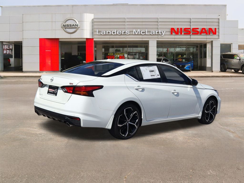 2025 Nissan Altima 2.5 SR