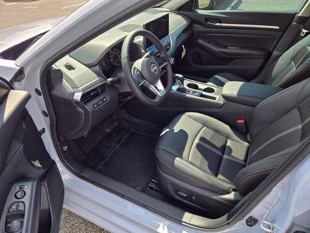 2026 Nissan Altima 2.5 SR