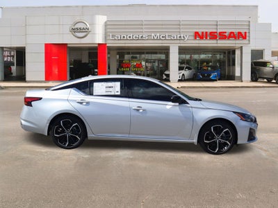 2025 Nissan Altima 2.5 SR