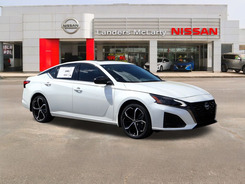 2025 Nissan Altima 2.5 SR