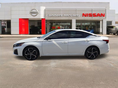 2025 Nissan Altima 2.5 SR