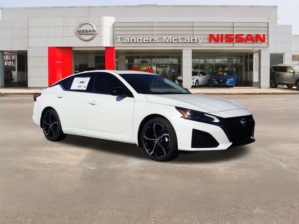 2025 Nissan Altima 2.5 SR