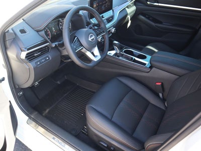 2025 Nissan Altima 2.5 SR