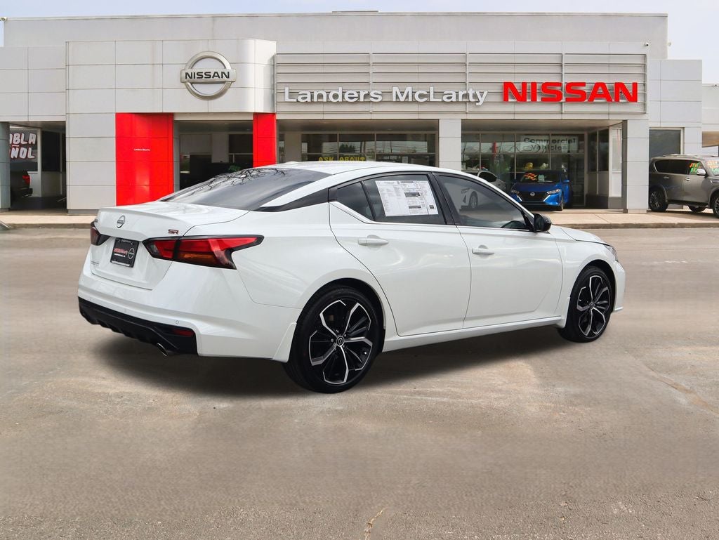 2025 Nissan Altima 2.5 SR