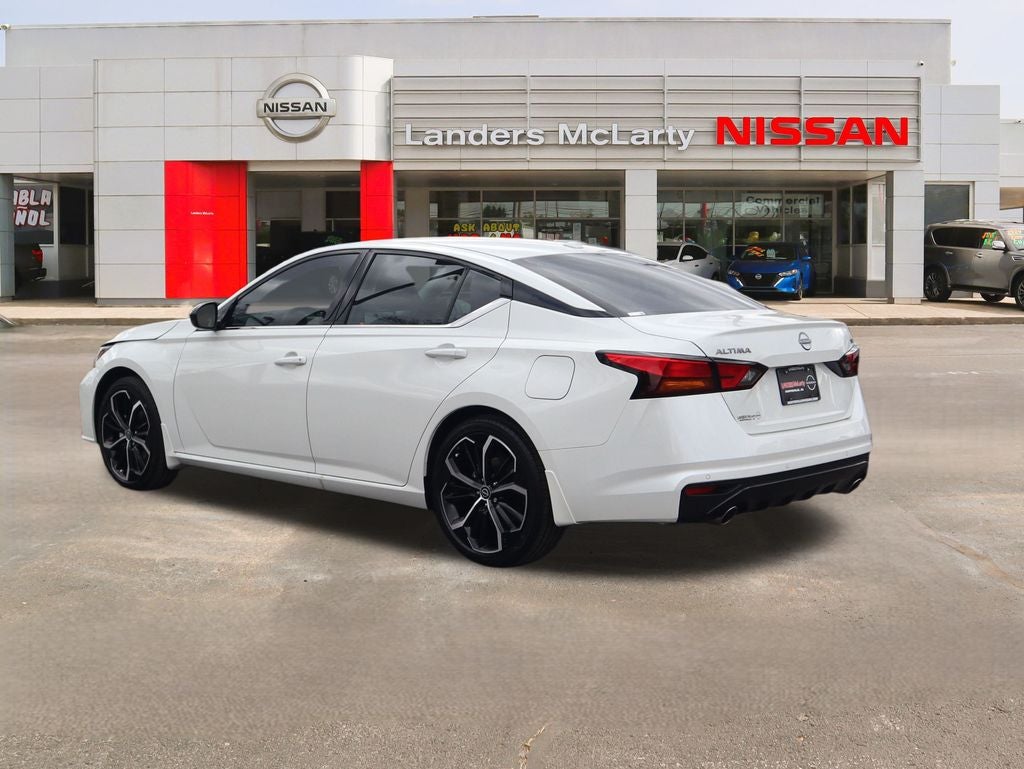 2025 Nissan Altima 2.5 SR