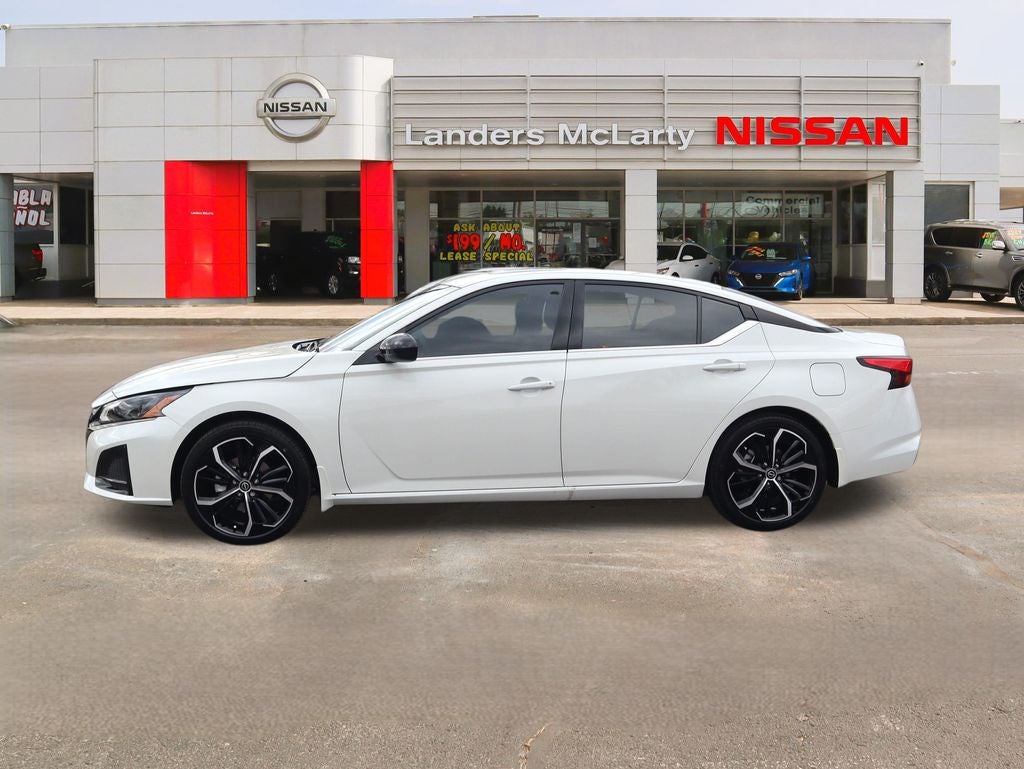 2025 Nissan Altima 2.5 SR