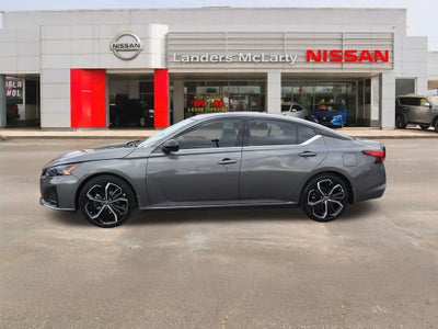 2025 Nissan Altima 2.5 SR