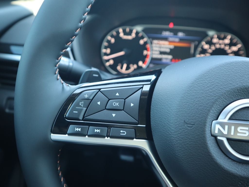 2025 Nissan Altima 2.5 SR