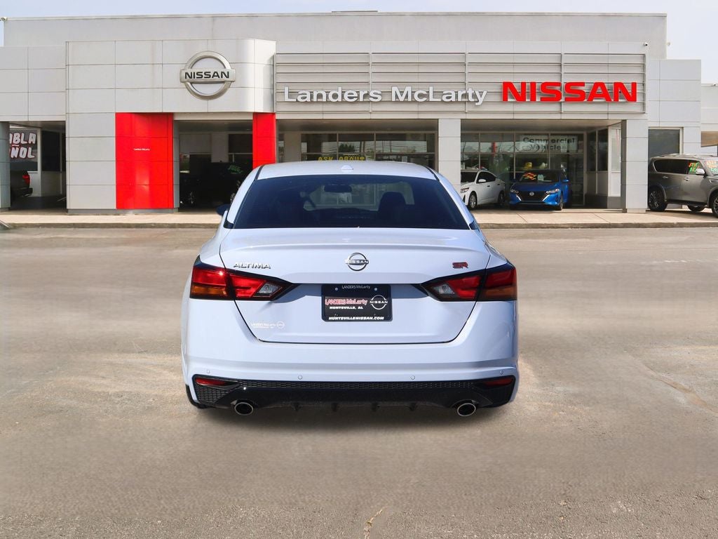 2025 Nissan Altima 2.5 SR