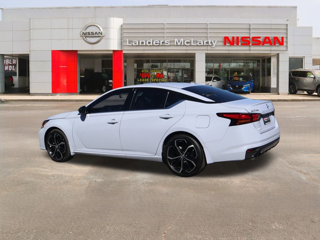 2025 Nissan Altima 2.5 SR