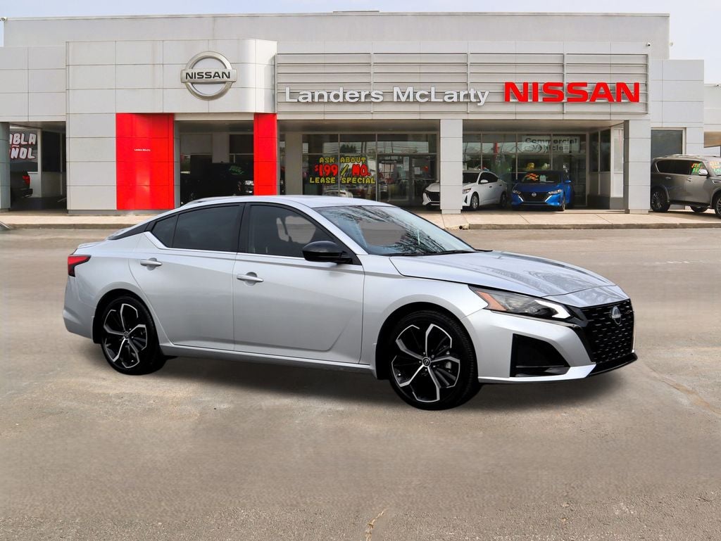 2024 Nissan Altima SR