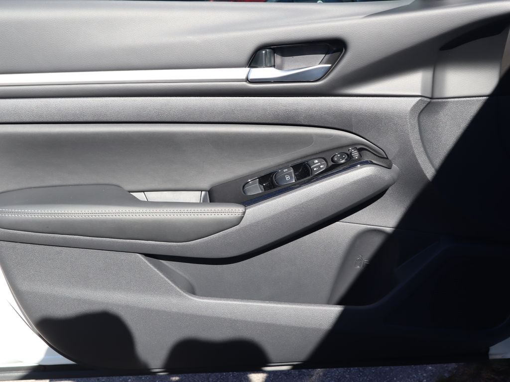 2025 Nissan Altima 2.5 SL