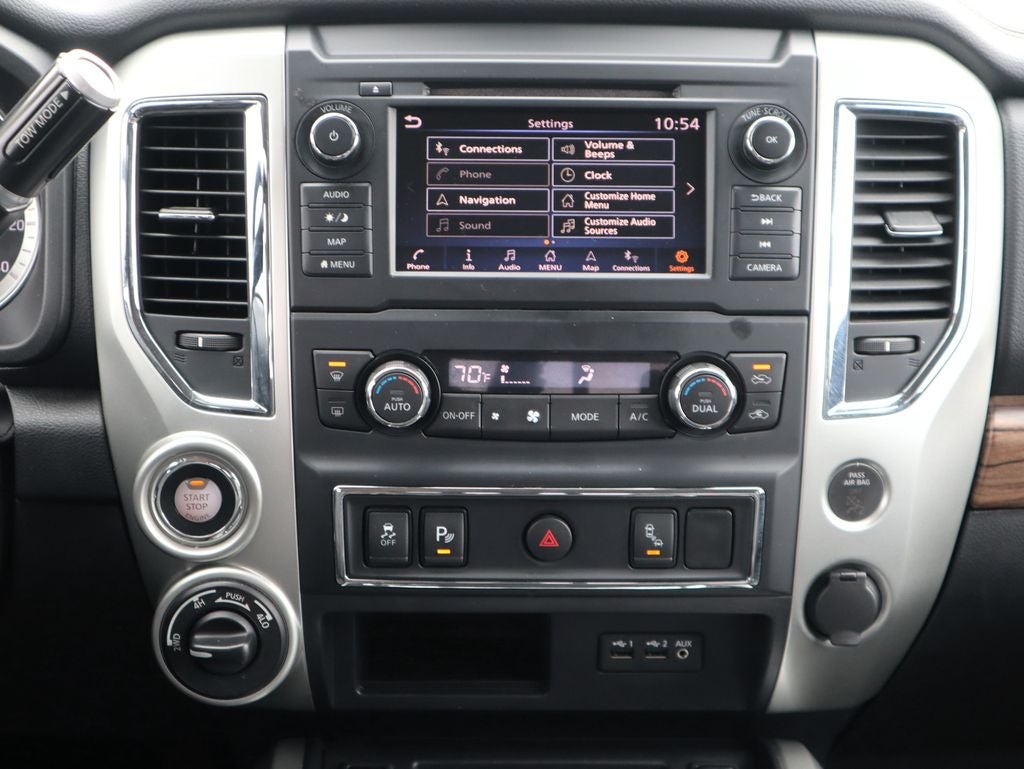 2019 Nissan Titan SL