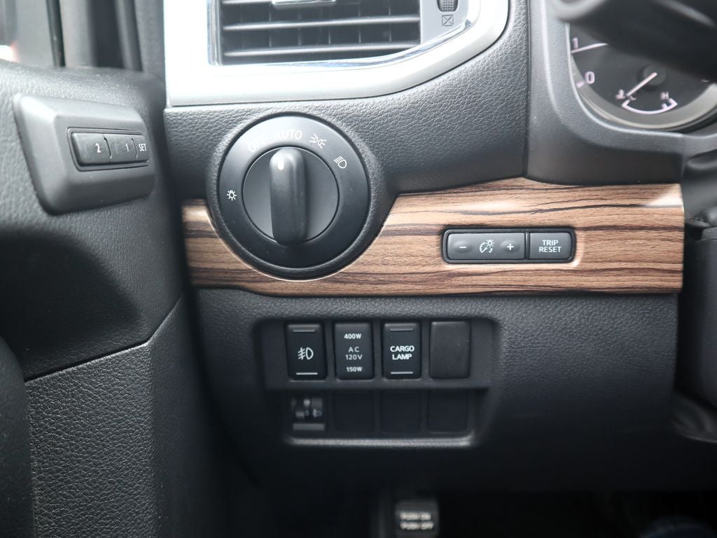 2019 Nissan Titan SL