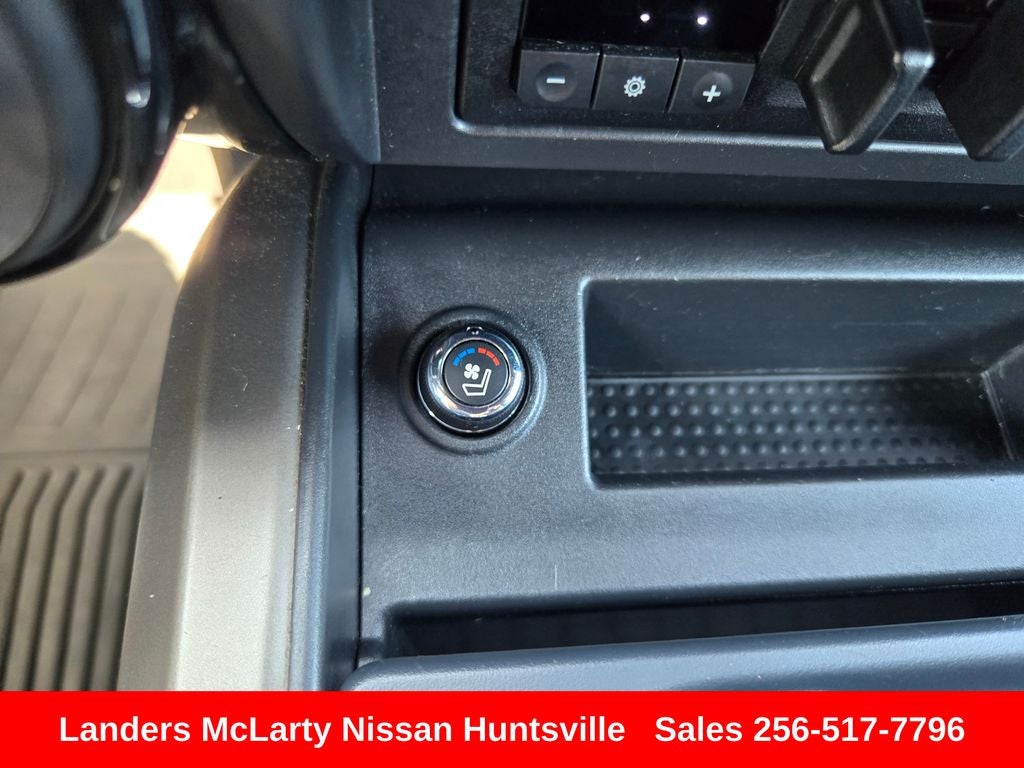 2023 Nissan Titan Platinum Reserve