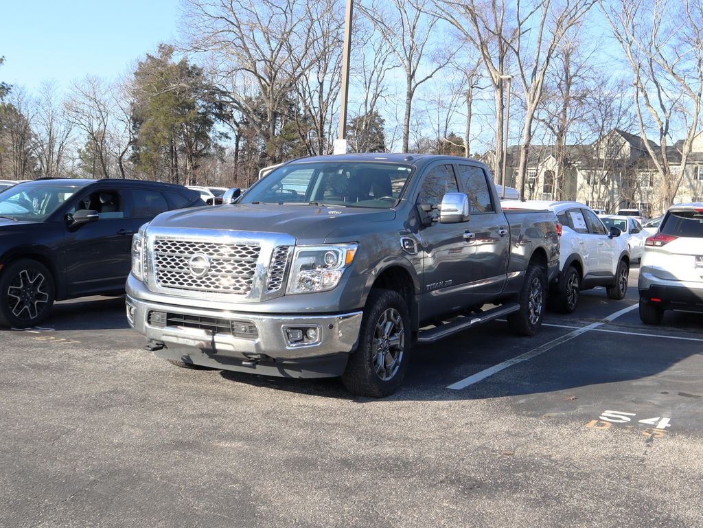 2019 Nissan Titan XD SL