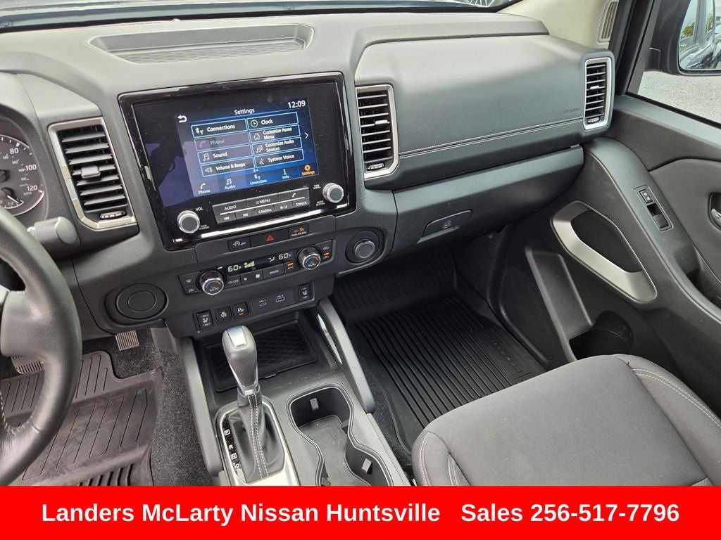 2024 Nissan Frontier SV