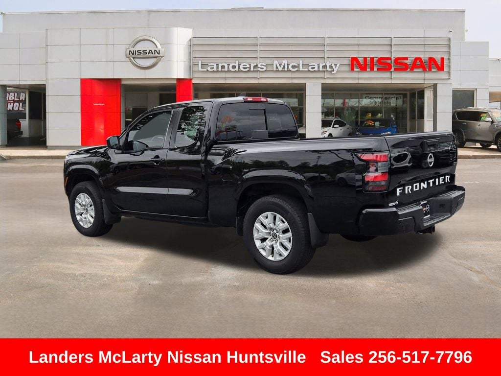 2024 Nissan Frontier SV