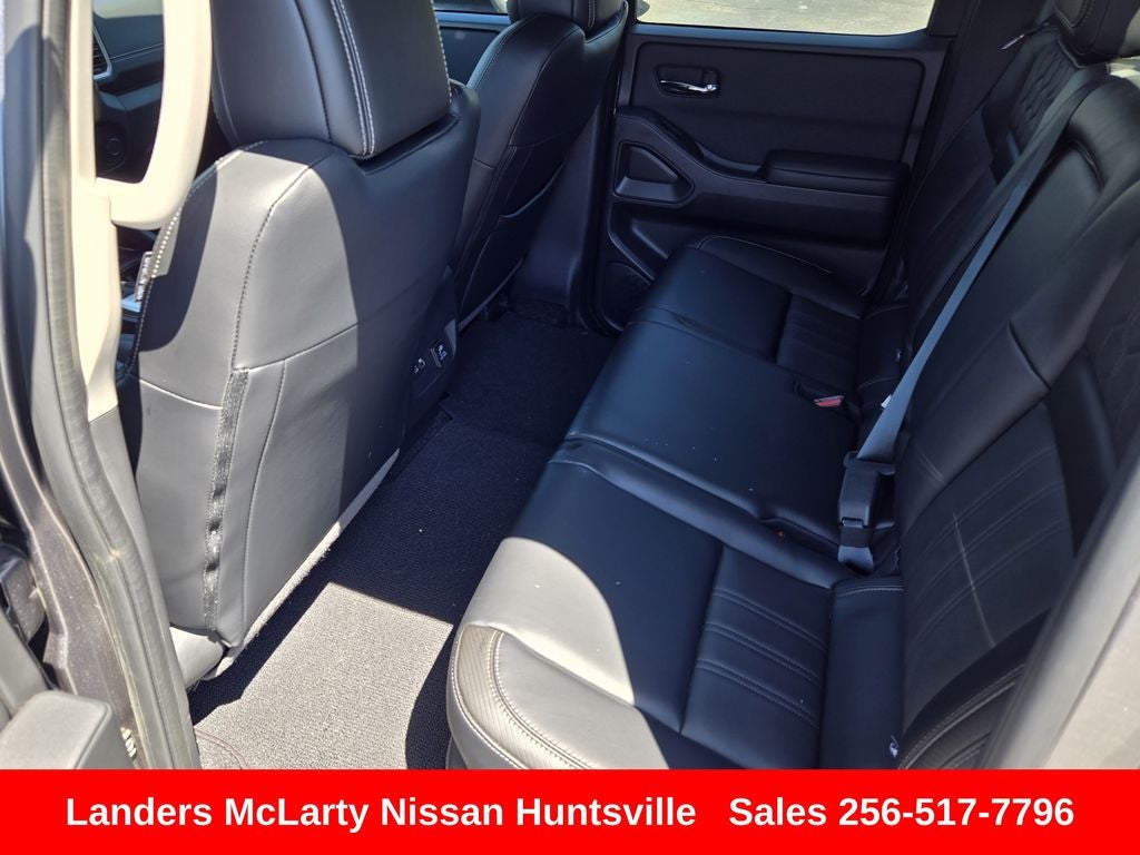 2024 Nissan Frontier SL