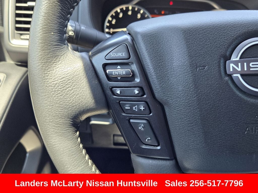 2024 Nissan Frontier SL