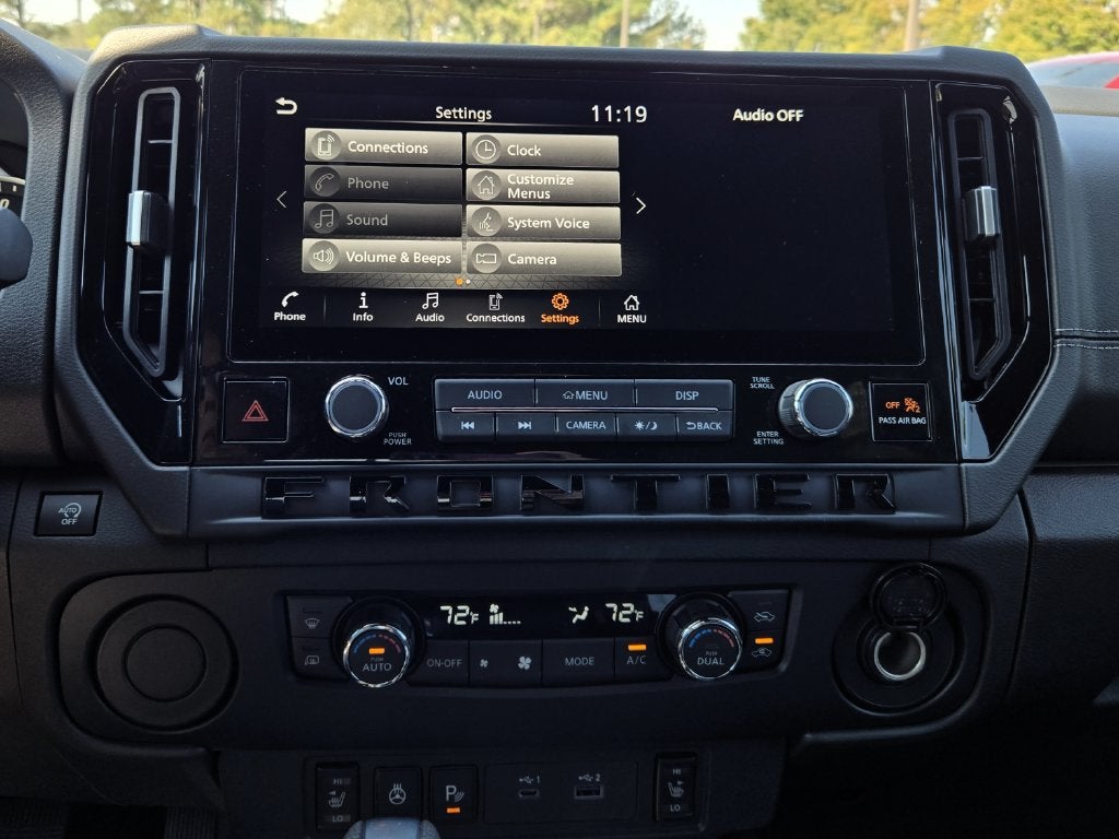 2027 Nissan Frontier SV
