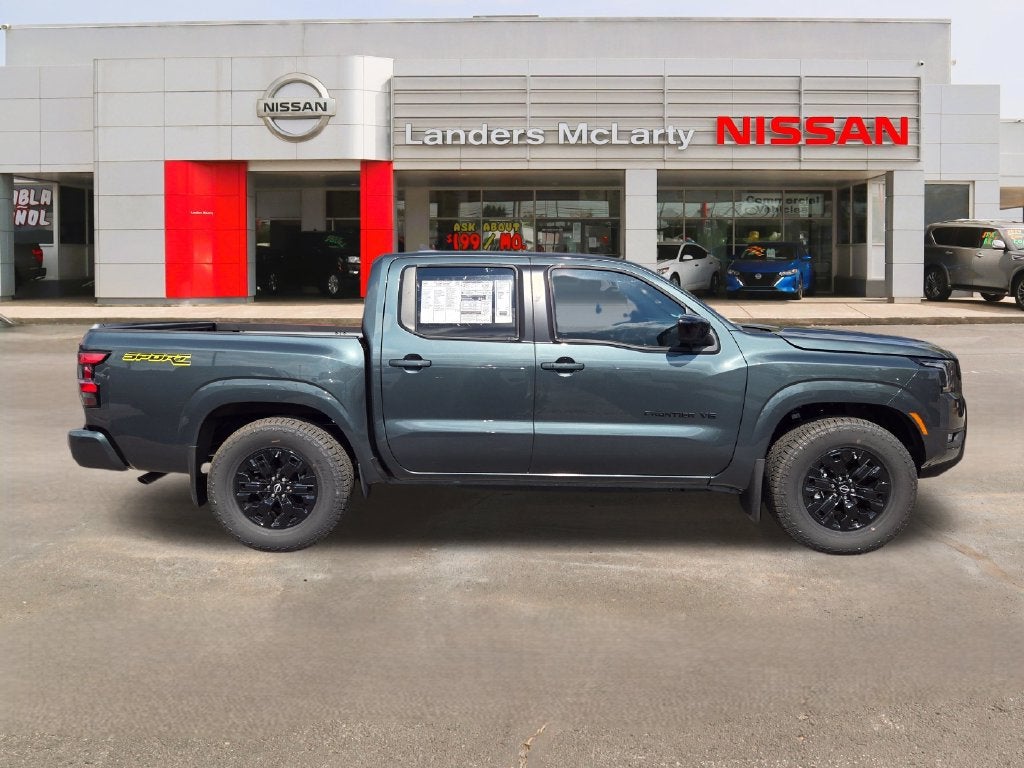 2027 Nissan Frontier SV