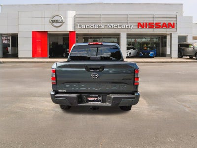 2027 Nissan Frontier SV