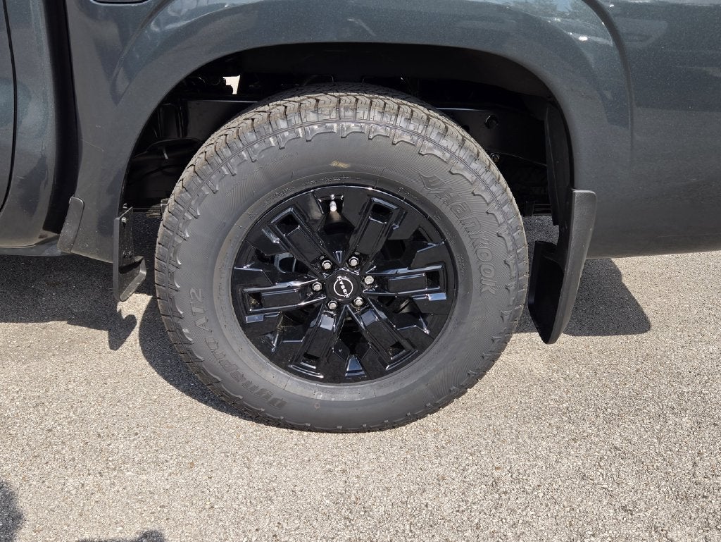 2027 Nissan Frontier SV