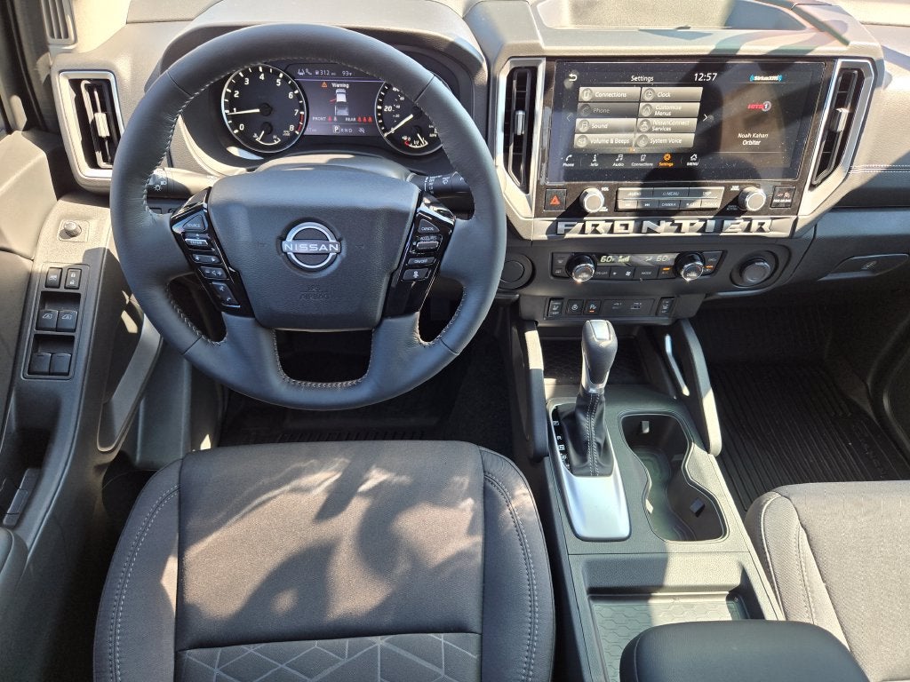 2027 Nissan Frontier SV