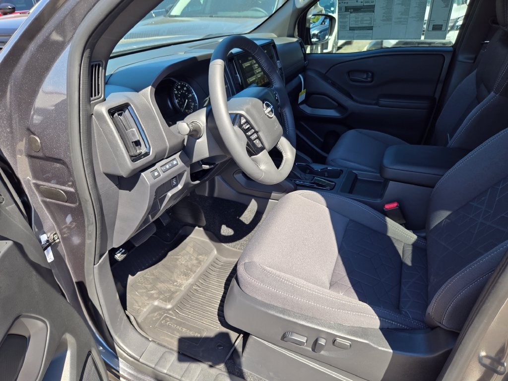 2027 Nissan Frontier SV