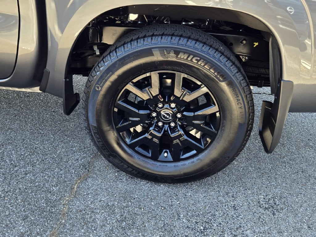 2027 Nissan Frontier SV