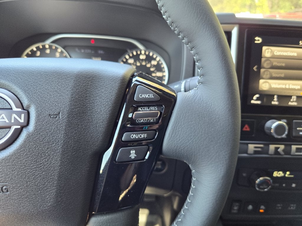 2027 Nissan Frontier SV