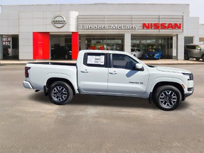 2027 Nissan Frontier SV