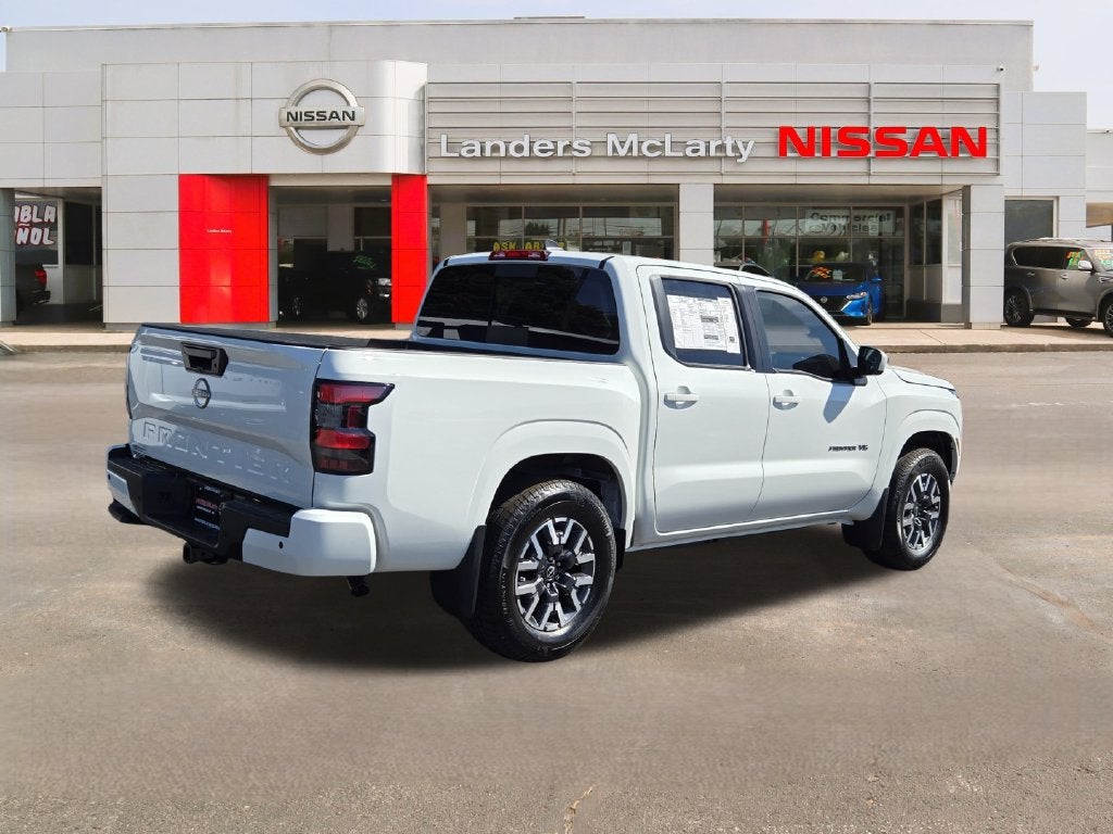 2027 Nissan Frontier SV