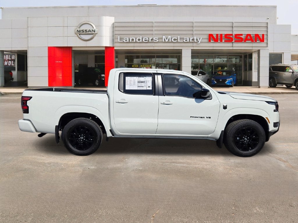 2027 Nissan Frontier SV