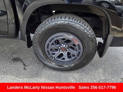 2024 Nissan Frontier SL