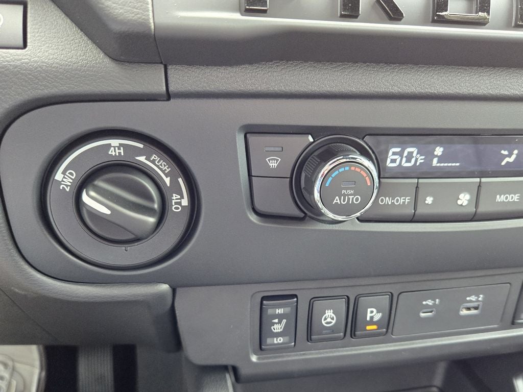 2026 Nissan Frontier SV
