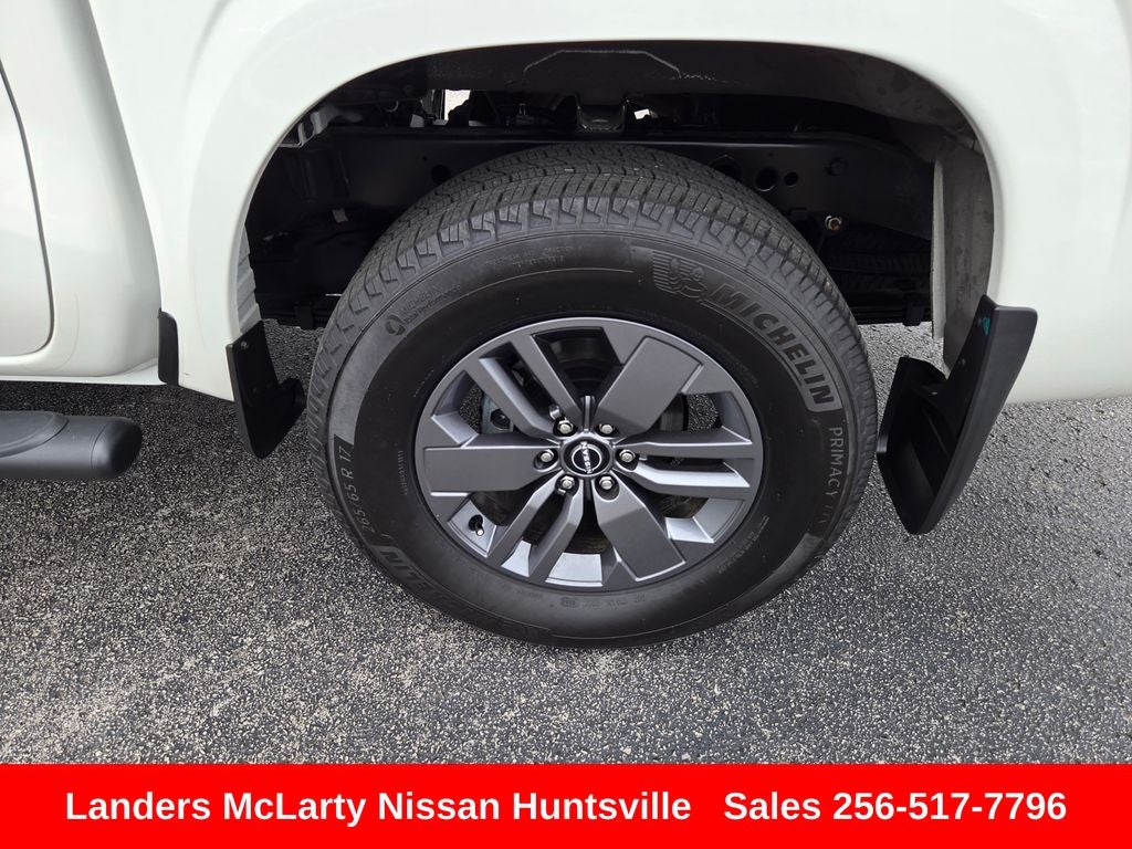 2025 Nissan Frontier SV